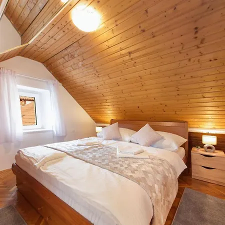 3m Golden Gate アパート *